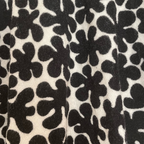 MARIMEKKO black and white kids terry  towel poncho - Picture 6 of 9